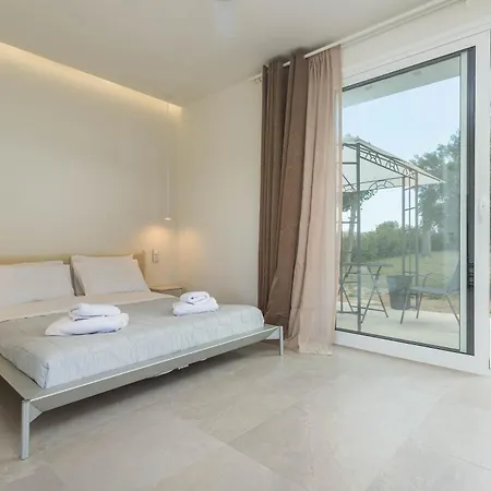 Mellagia Suites Kassandreia Exterior photo